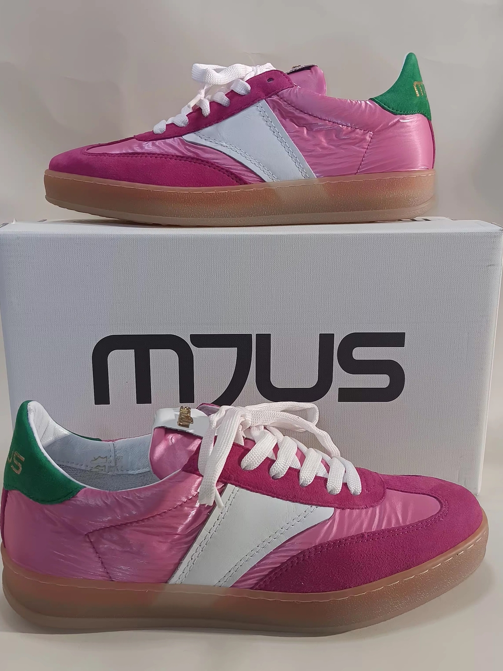 Women's Pink & White Sneakers with Green Heel Tab — Mjus